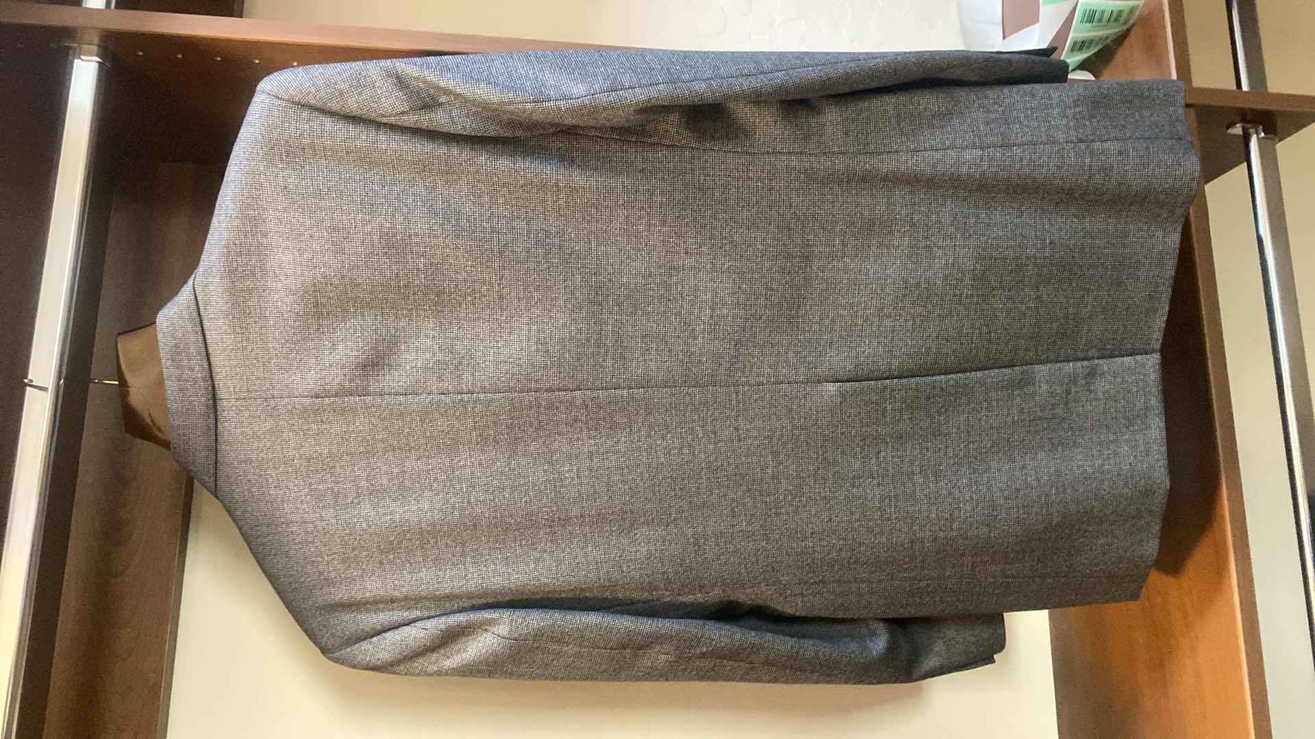 Photo 1 of MENS GRAND CUSTOM SUIT 100%WOOL MADE IN HONG KONG EST SIZE JACKET 40/42 PANTS 33/34