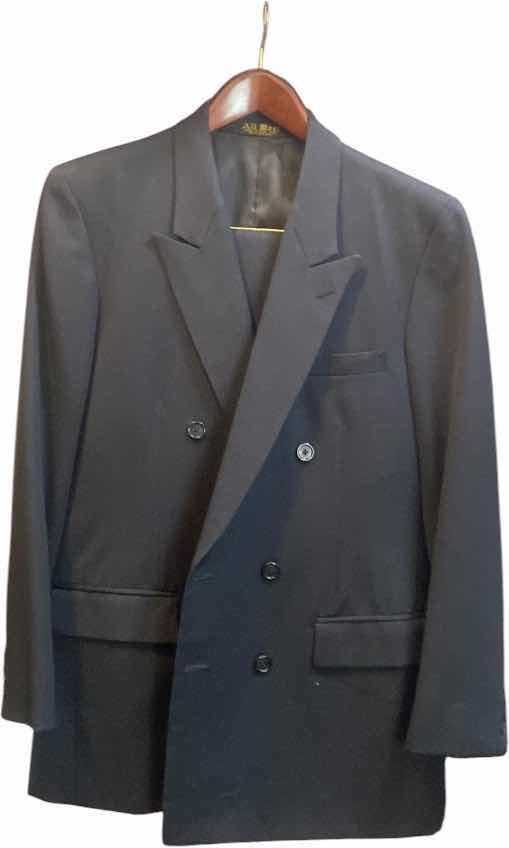 Photo 1 of MENS GRAND CUSTOM SUIT 100%WOOL MADE IN HONG KONG EST SIZE JACKET 40/42 PANTS 33/34