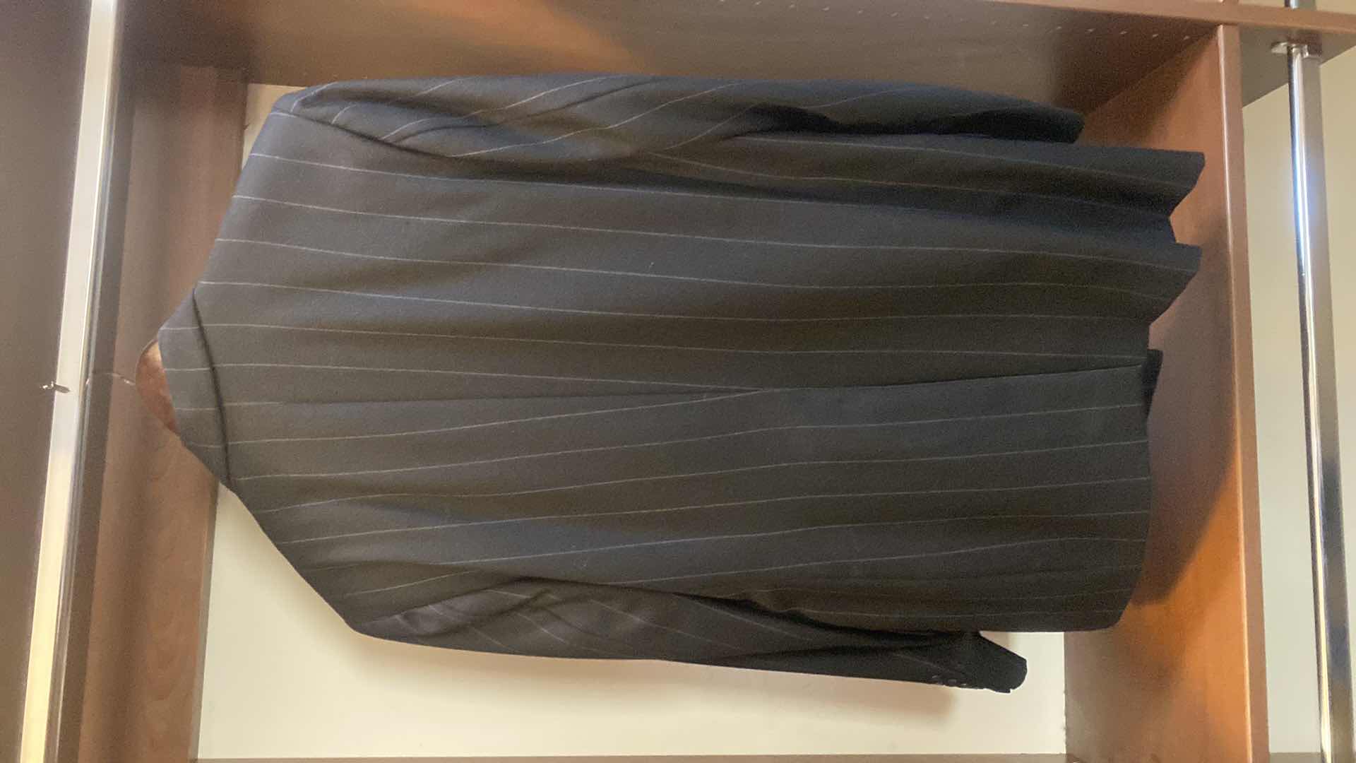 Photo 1 of MENS GRAND CUSTOM SUIT 100%WOOL MADE IN HONG KONG EST SIZE JACKET 40/42 PANTS 33/34