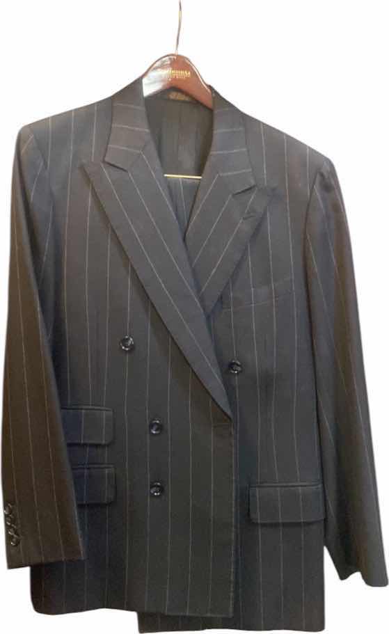 Photo 1 of MENS GRAND CUSTOM SUIT 100%WOOL MADE IN HONG KONG EST SIZE JACKET 40/42 PANTS 33/34