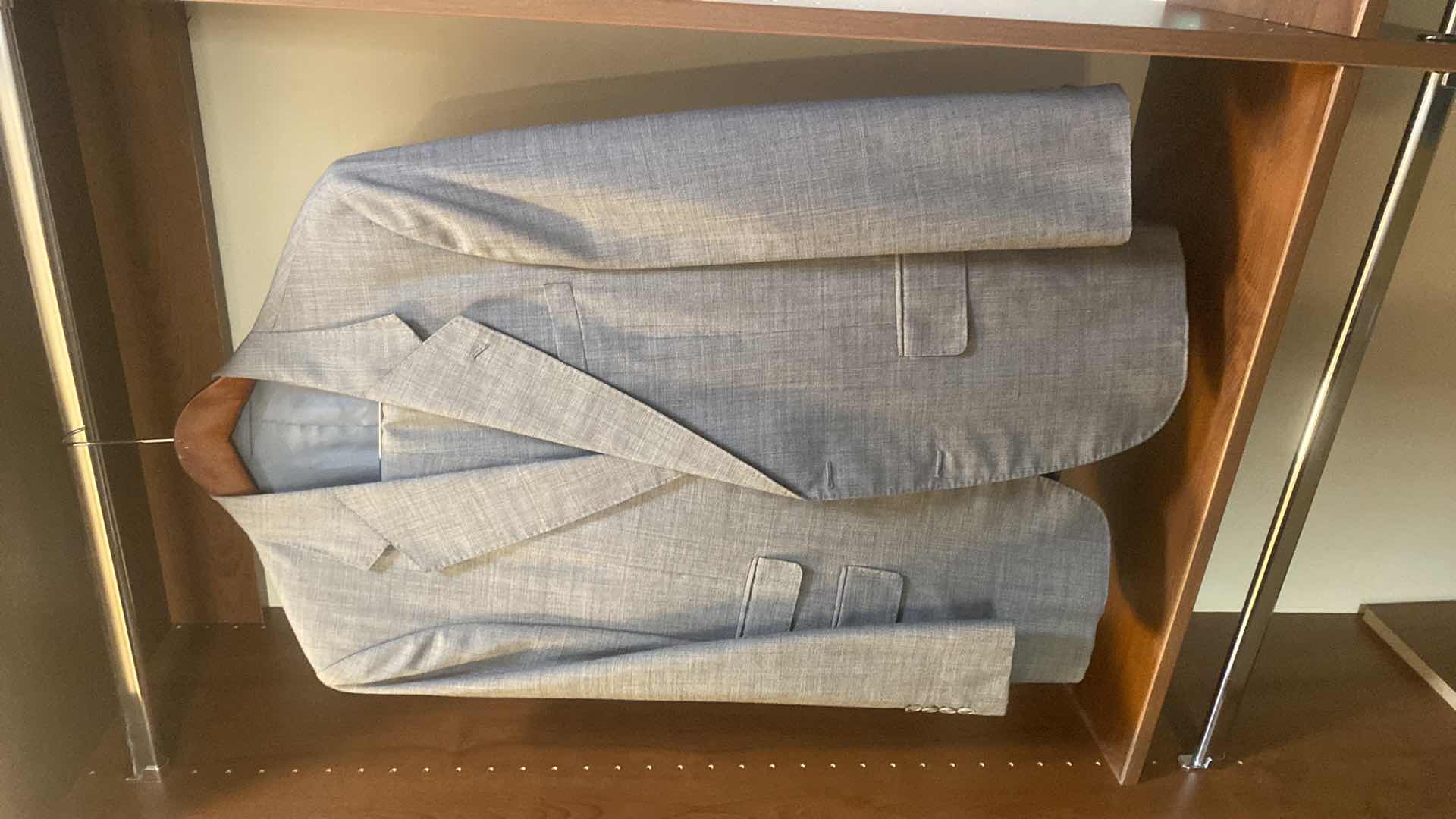 Photo 1 of MENS GRAND CUSTOM SUIT 100%WOOL MADE IN HONG KONG EST SIZE JACKET 40/42 PANTS 33/34
