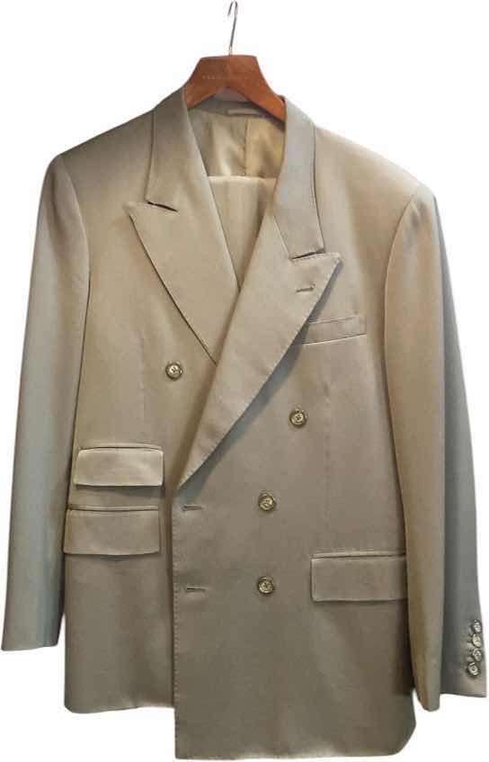 Photo 1 of MENS GRAND CUSTOM SUIT 100%WOOL MADE IN HONG KONG EST SIZE JACKET 40/42 PANTS 33/34