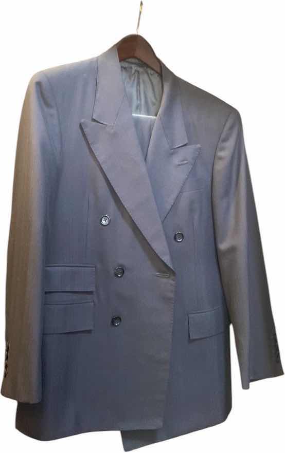 Photo 1 of MENS GRAND CUSTOM SUIT 100%WOOL MADE IN HONG KONG EST SIZE JACKET 40/42 PANTS 33/34