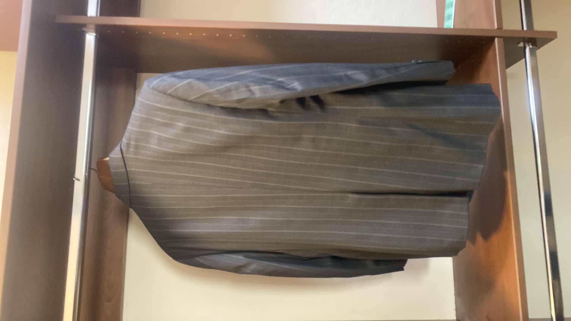 Photo 1 of MENS GRAND CUSTOM SUIT 100%WOOL MADE IN HONG KONG EST SIZE JACKET 40/42 PANTS 33/34
