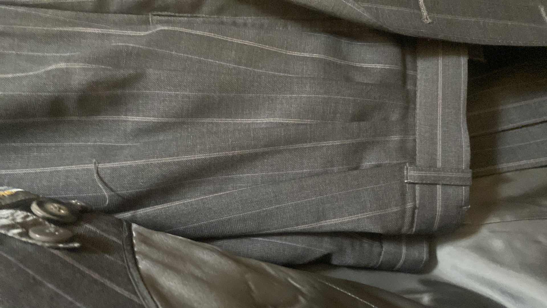 Photo 1 of MENS GRAND CUSTOM SUIT 100%WOOL MADE IN HONG KONG EST SIZE JACKET 40/42 PANTS 33/34