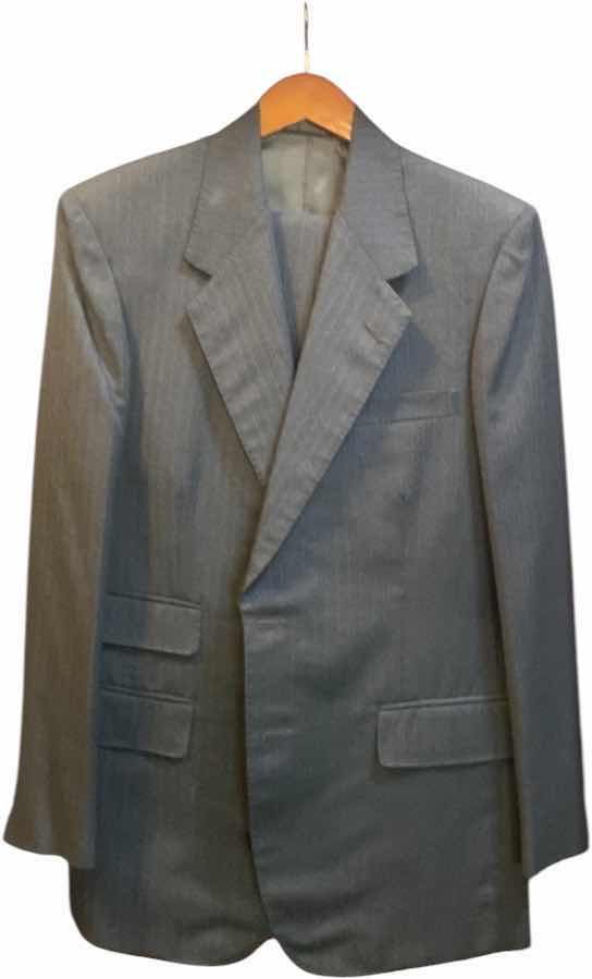 Photo 1 of MENS GRAND CUSTOM SUIT 100%WOOL MADE IN HONG KONG EST SIZE JACKET 40/42 PANTS 33/34