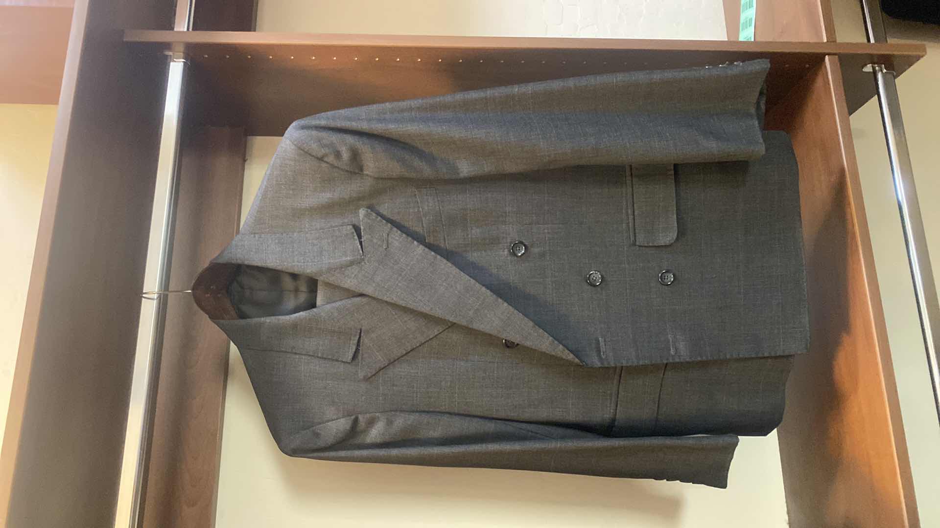 Photo 1 of MENS GRAND CUSTOM SUIT 100%WOOL MADE IN HONG KONG EST SIZE JACKET 40/42 PANTS 33/34