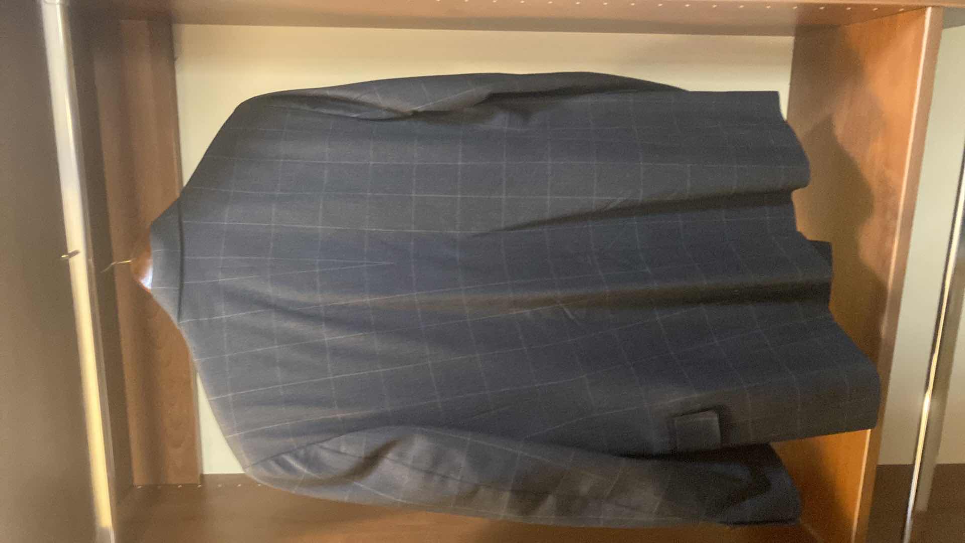 Photo 1 of MENS GRAND CUSTOM SUIT 100%WOOL MADE IN HONG KONG EST SIZE JACKET 40/42 PANTS 33/34