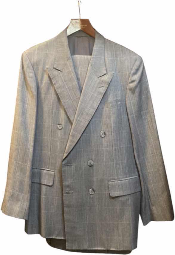 Photo 1 of MENS GRAND CUSTOM SUIT 100%WOOL MADE IN HONG KONG EST SIZE JACKET 40/42 PANTS 33/34