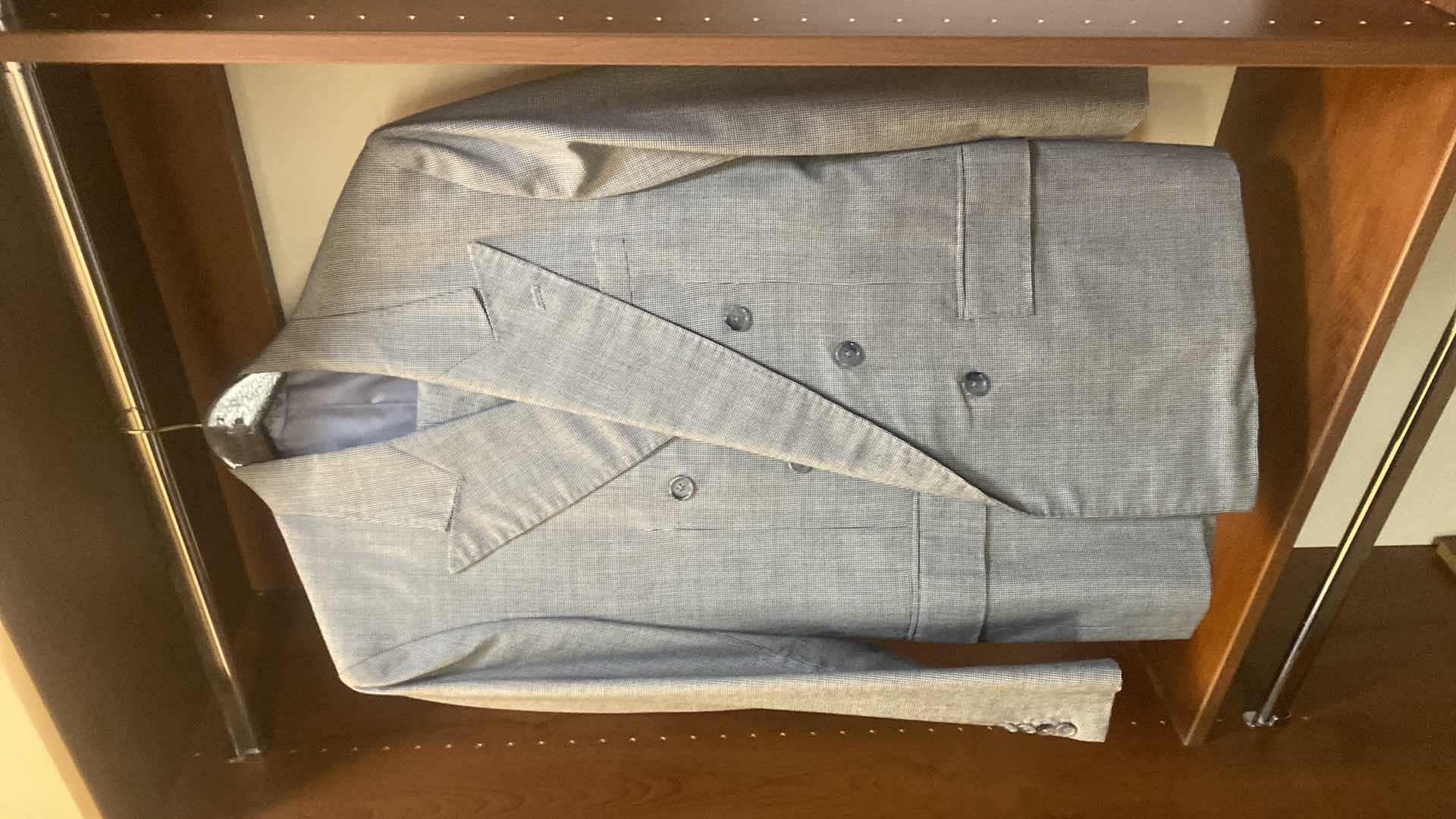 Photo 1 of MENS GRAND CUSTOM SUIT 100%WOOL MADE IN HONG KONG EST SIZE JACKET 40/42 PANTS 33/34