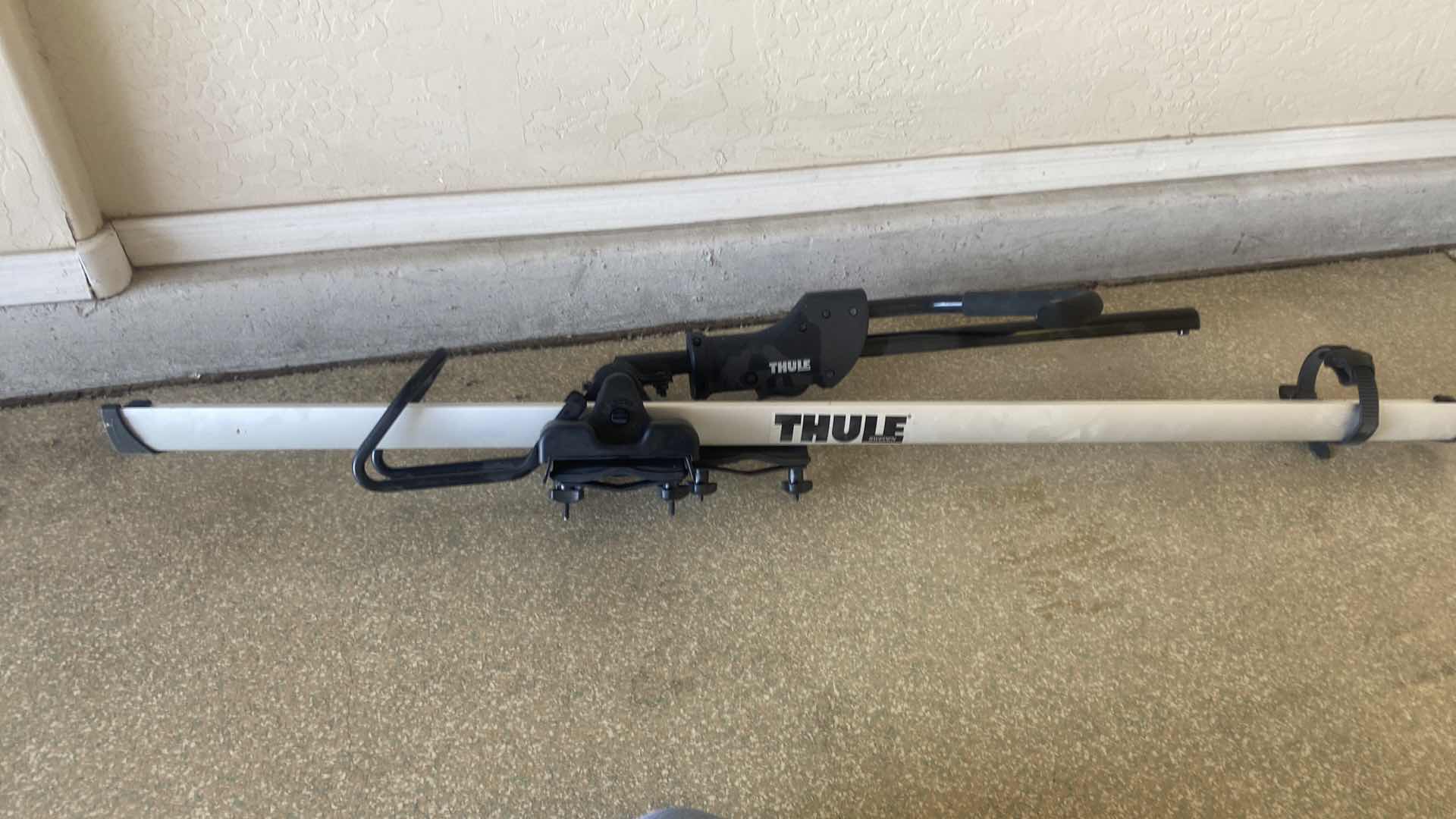 Photo 1 of THULE BIKE RACK