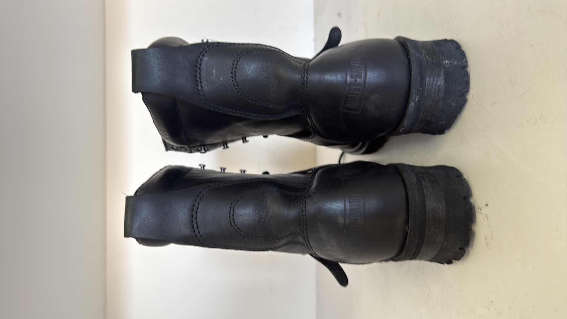 Photo 1 of HARLEY DAVIDSON BLACK LEATHER MENS BOOTS (SIZE 9)