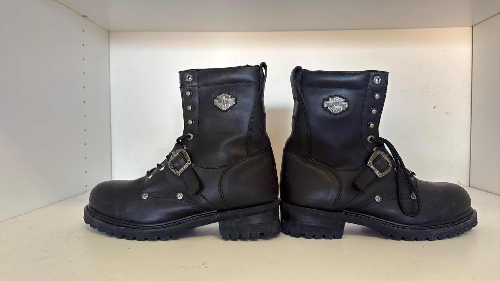 Photo 1 of HARLEY DAVIDSON BLACK LEATHER MENS BOOTS (SIZE 9)