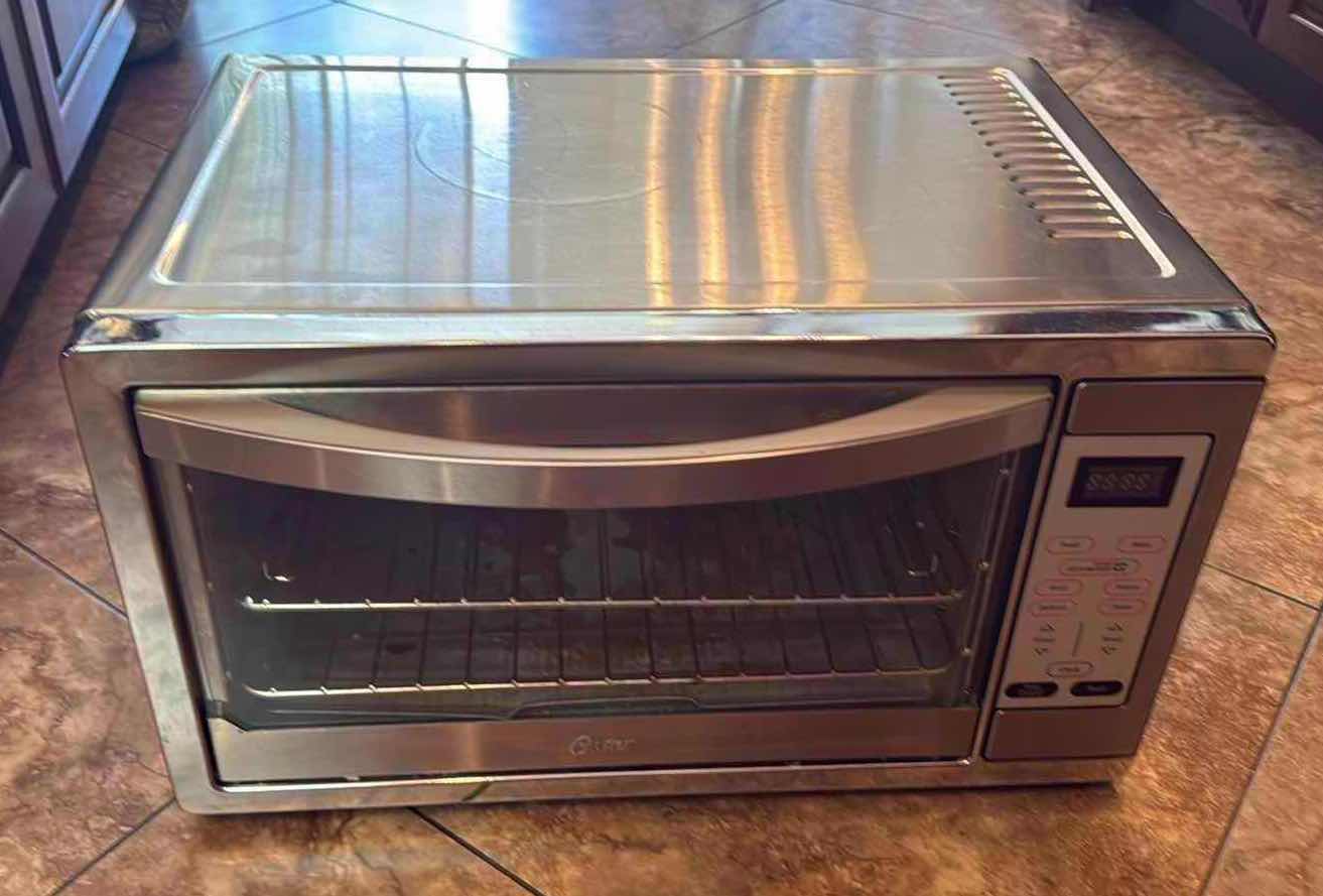 Photo 1 of STAINLESS STEEL TOASTER OVEN
