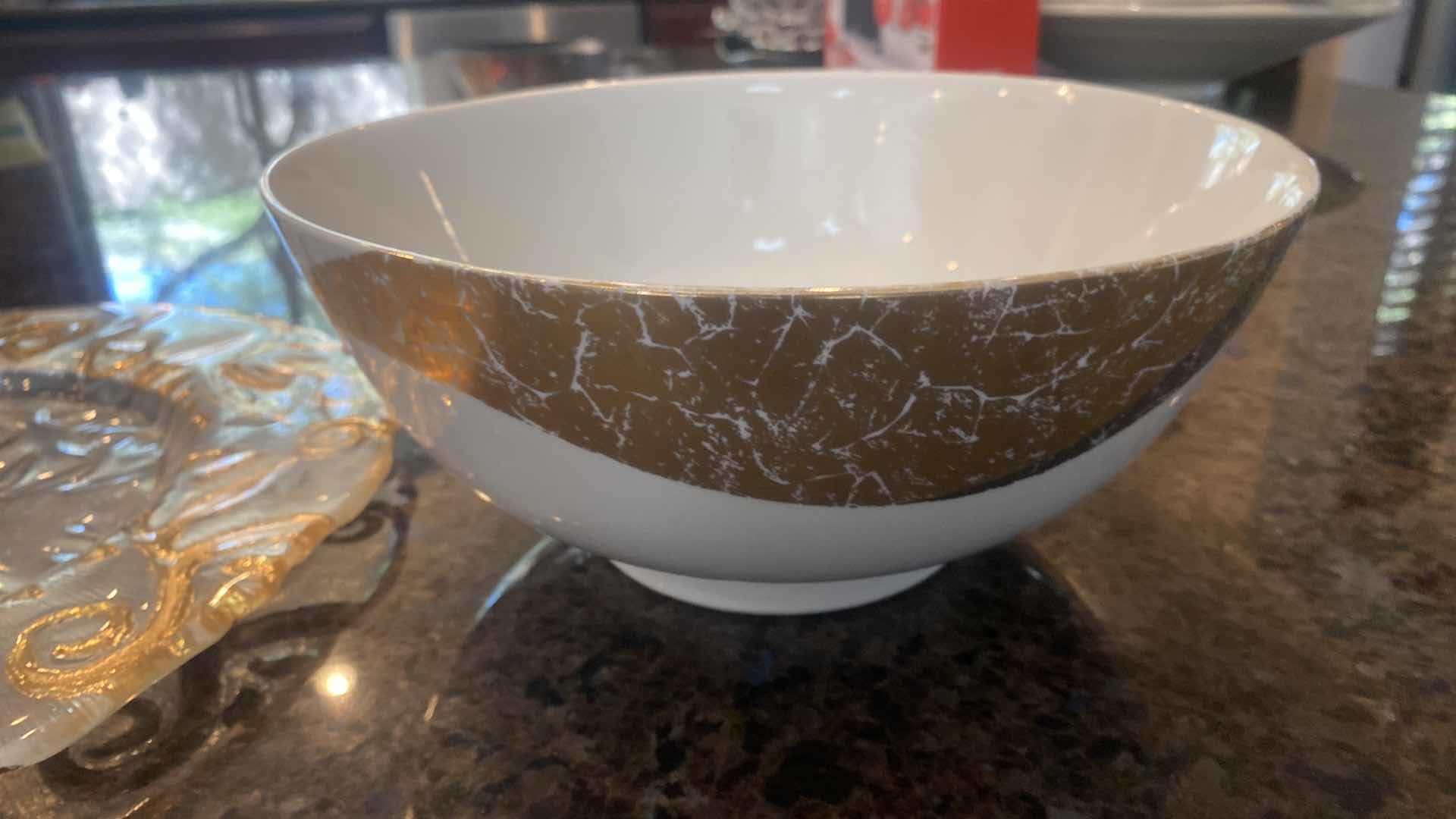 Photo 1 of GOLD GLASS PLATTER & BOWL SERVE WARE