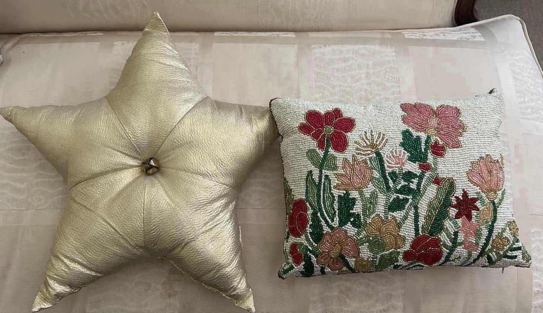 Photo 1 of 4- DECORATIVE PILLOWS
