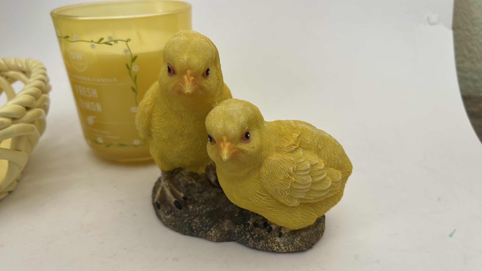 Photo 1 of 3 PC SPRINGTIME YELLOW DECOR