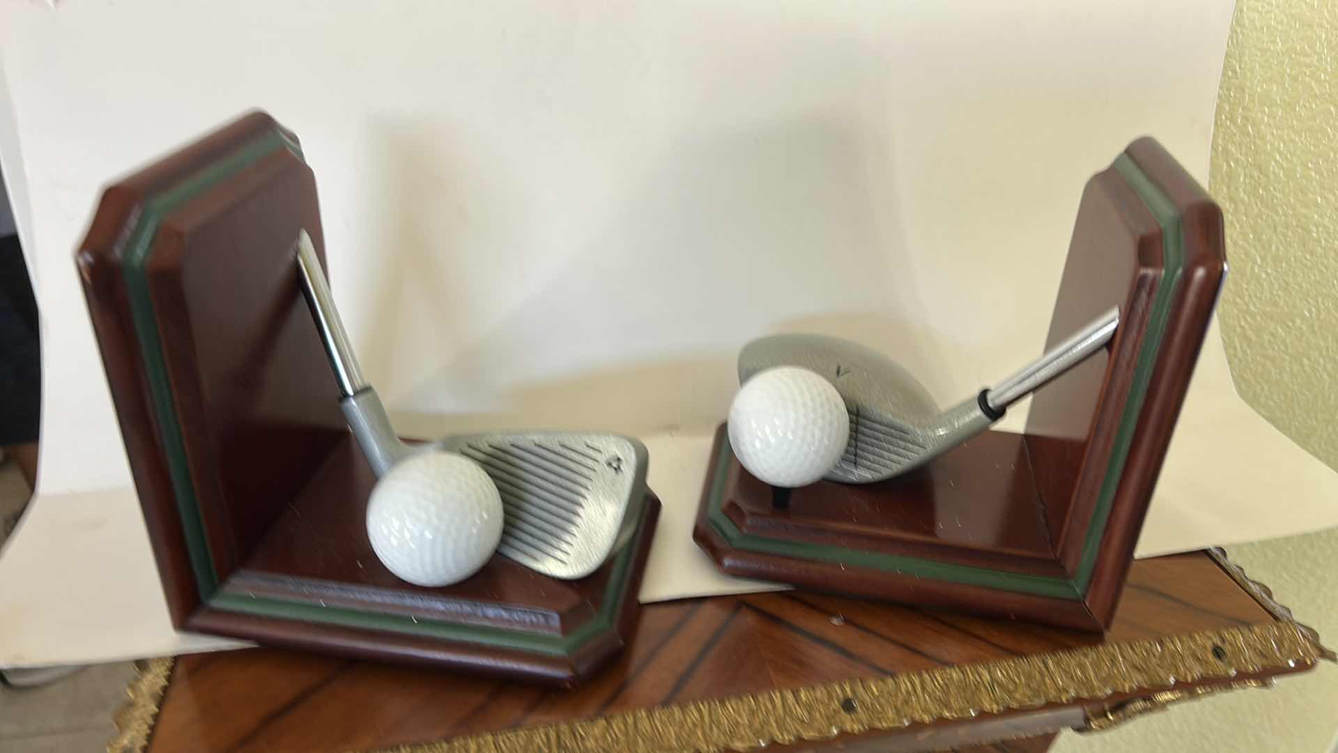 Photo 1 of GOLF CLUB BOOKENDS H6.25”