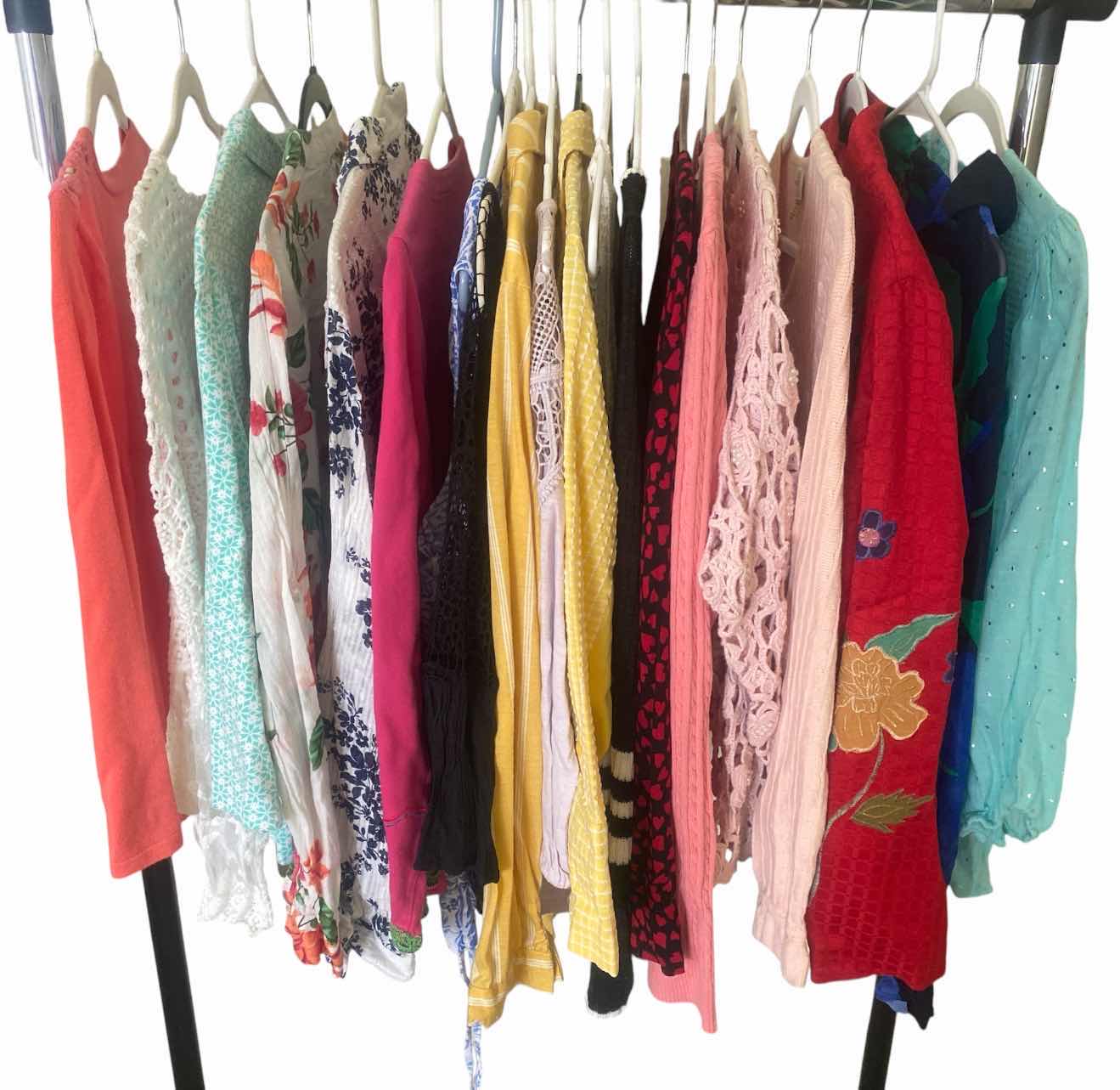 Photo 1 of 20-WOMENS TOPS SIZE MEDIUM & PETITE MEDIUM
