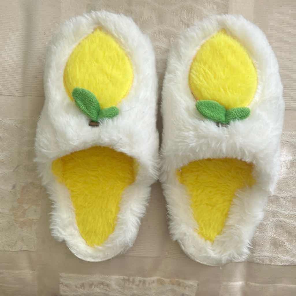 Photo 1 of 6- PLUSH SLIPPERS SIZE SMALL