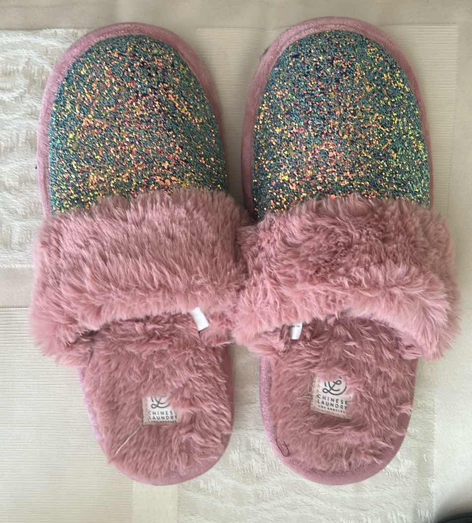 Photo 1 of 6- PLUSH SLIPPERS 3 SMALL 2 MED 1 LARGE
