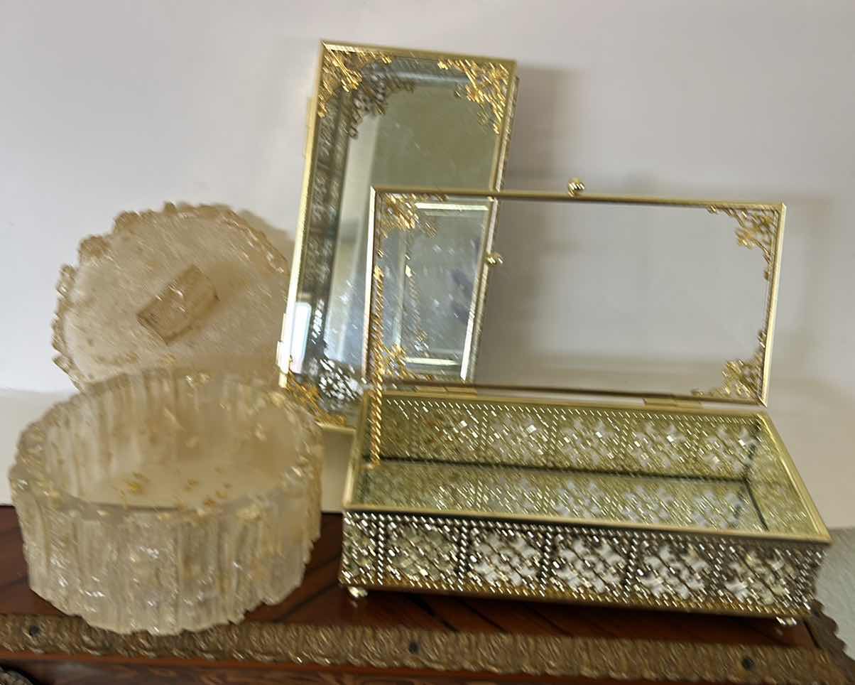 Photo 1 of 3 TRINKET/JEWELRY BOXES