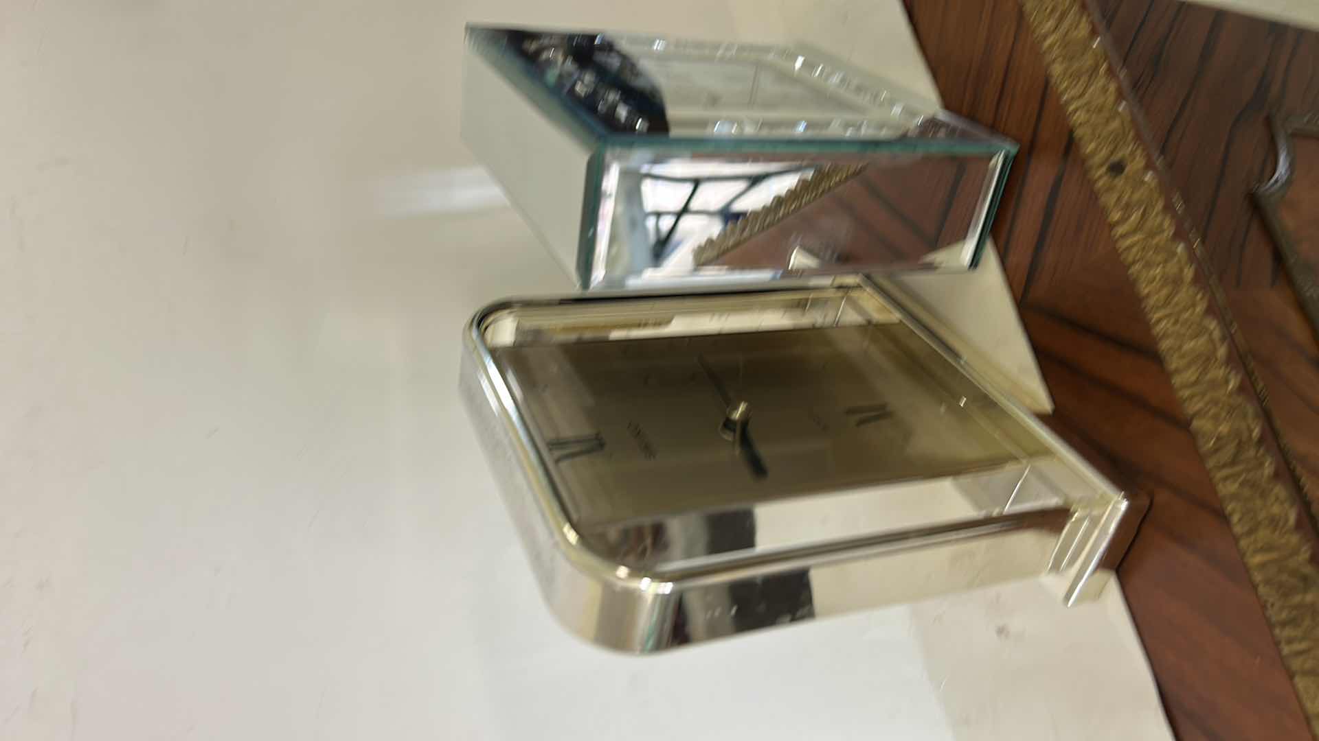 Photo 1 of 2 DESK CLOCKS H5” H7”