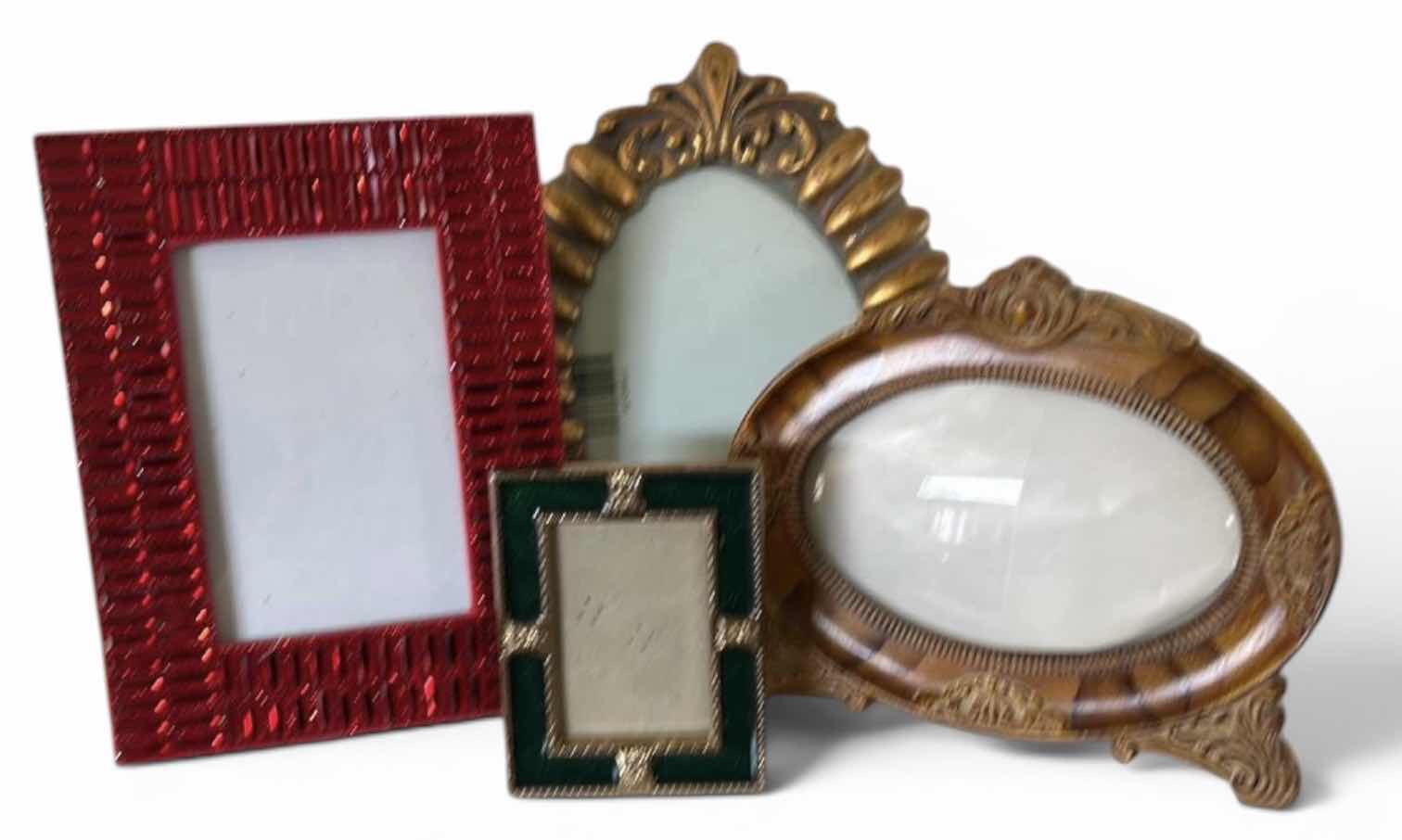 Photo 1 of 4 PICTURE FRAMES (TALLEST H10”)