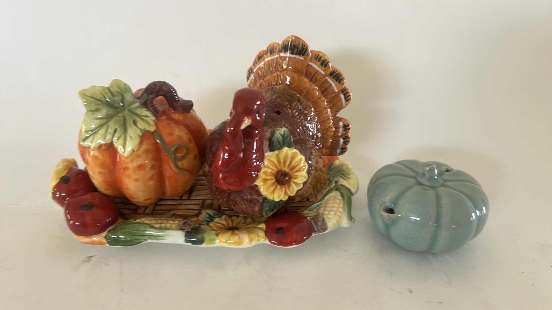 Photo 1 of HERITAGE HARVEST, THANKSGIVING, SALT AND PEPPER, SHAKER AND PORCELAIN PUMPKIN