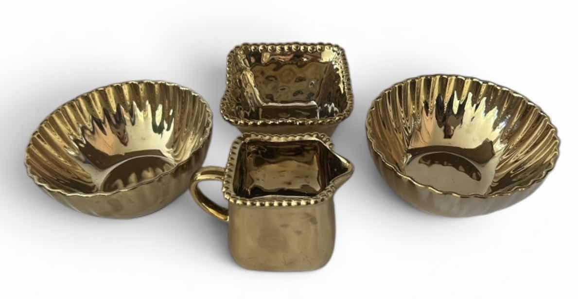 Photo 1 of 4 GOLD TONE SERVING-WARE PIECES