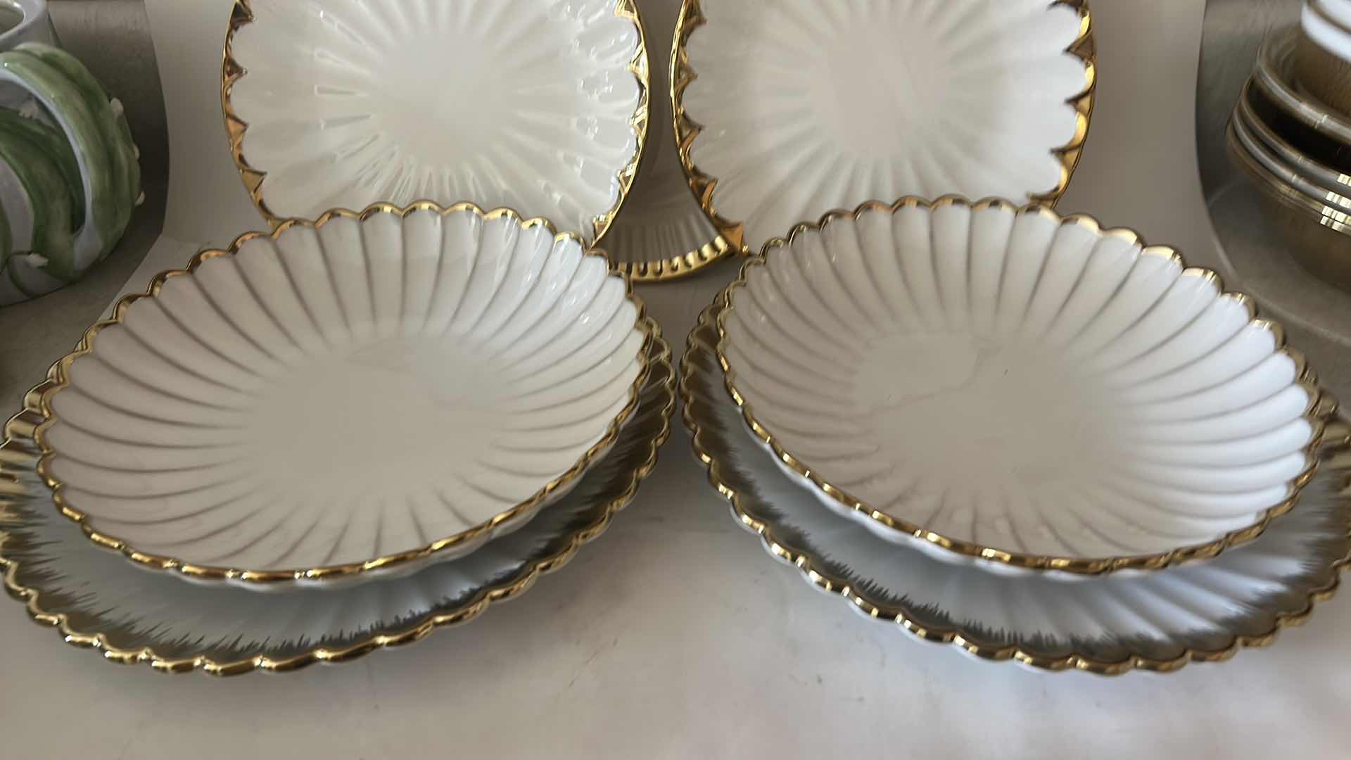 Photo 1 of 12 PC WHITE AND GOLD PLATES