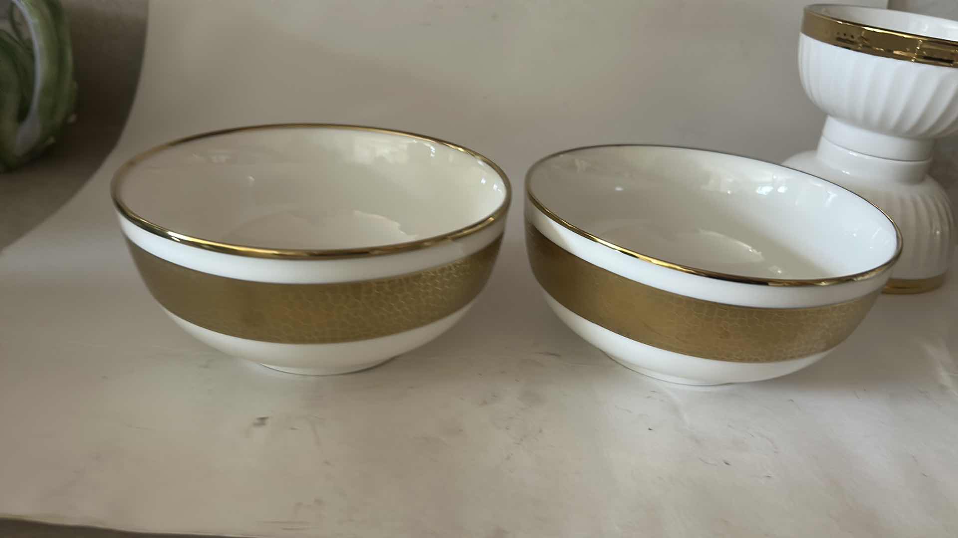 Photo 1 of 10 WHITE AND GOLD BOWLS