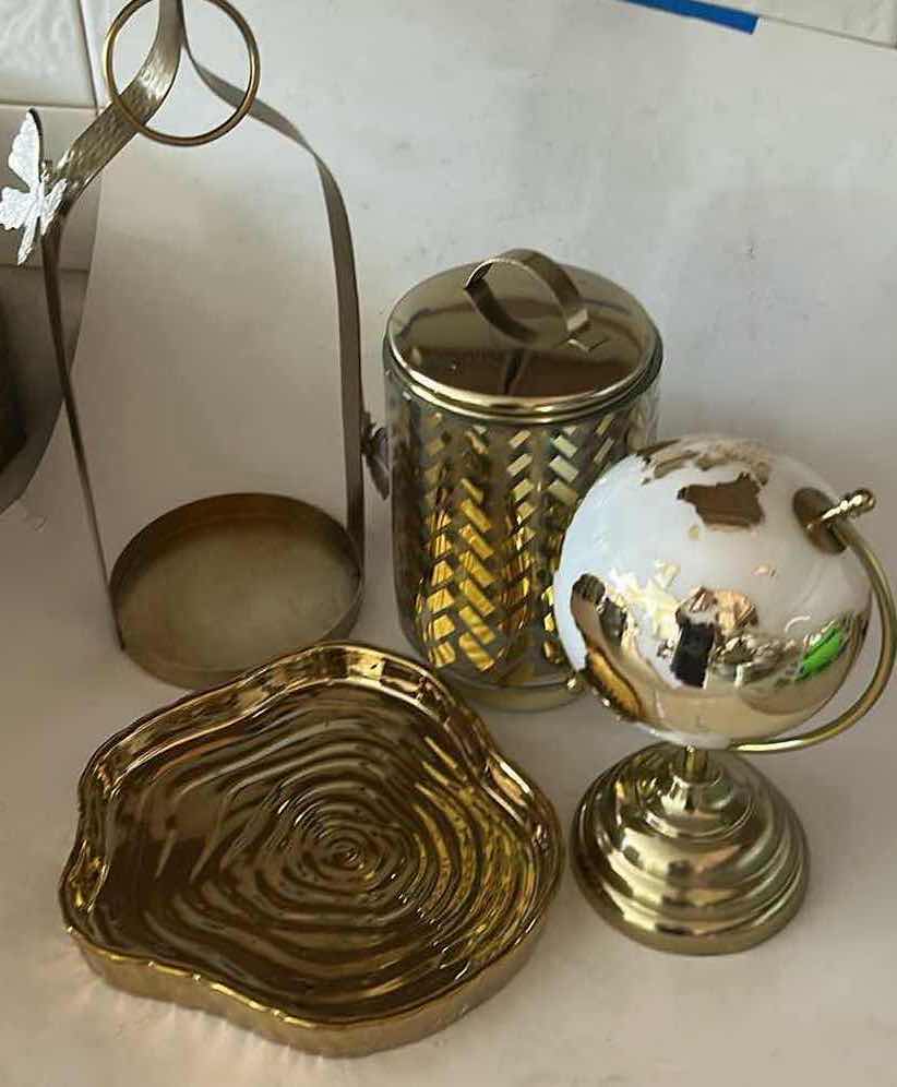 Photo 1 of 4 GOLD TONE HOME DECOR PIECES