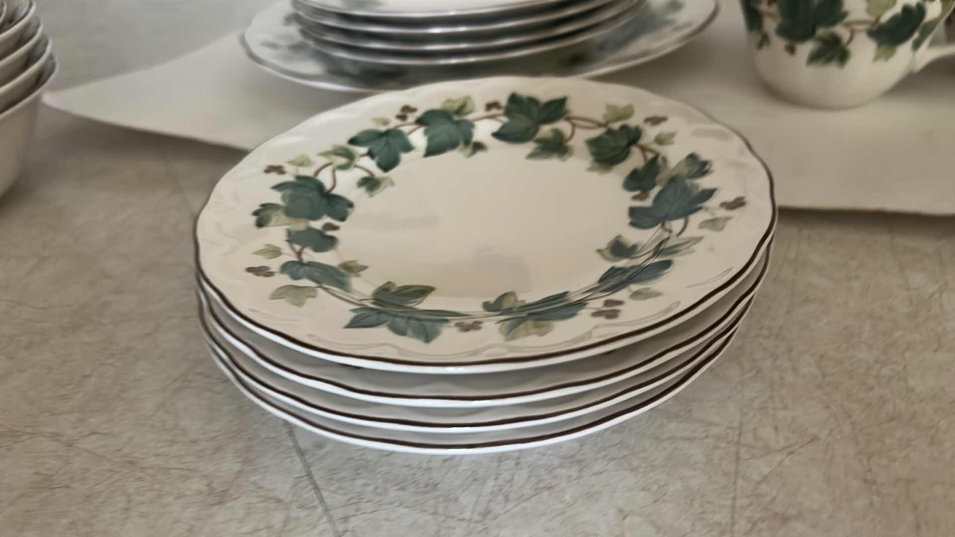 Photo 1 of 21 PC- NIKKO FINE TABLEWARE CASUAL LIVING