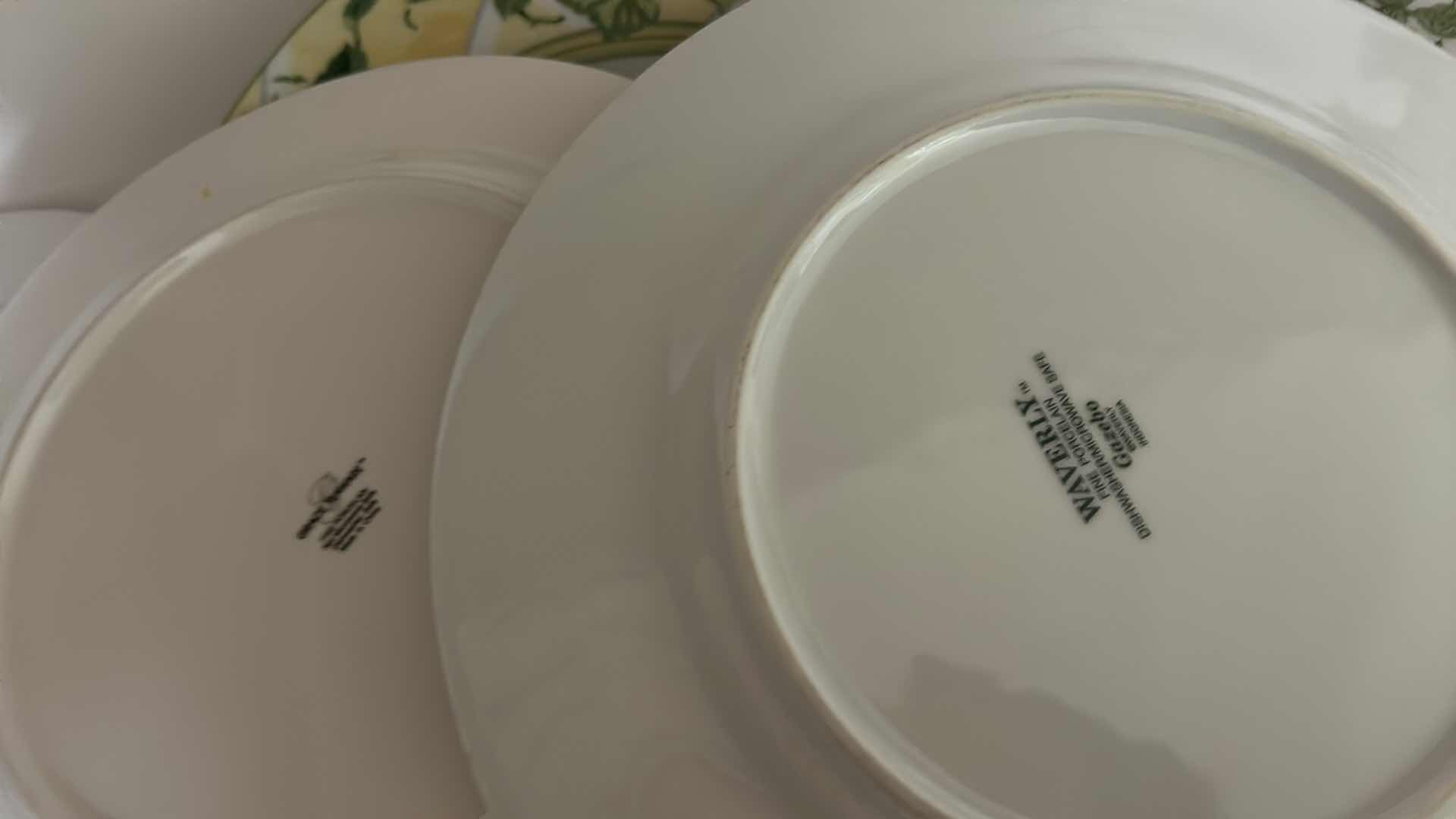 Photo 1 of 10 PC DINNER WARE AND 4 NAPKINS