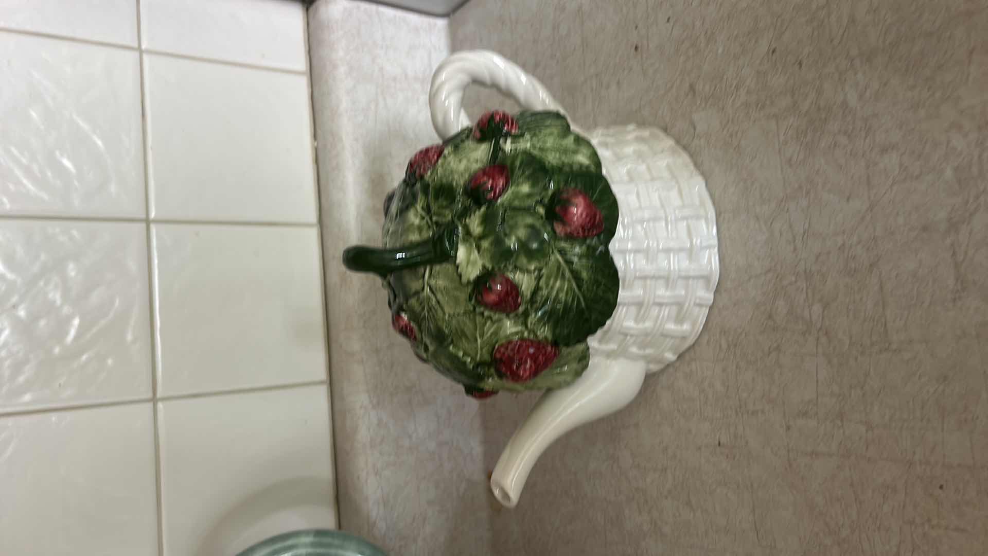 Photo 1 of 3 PC STRAWBERRY DECOR/KITCHEN ACCESSORIES