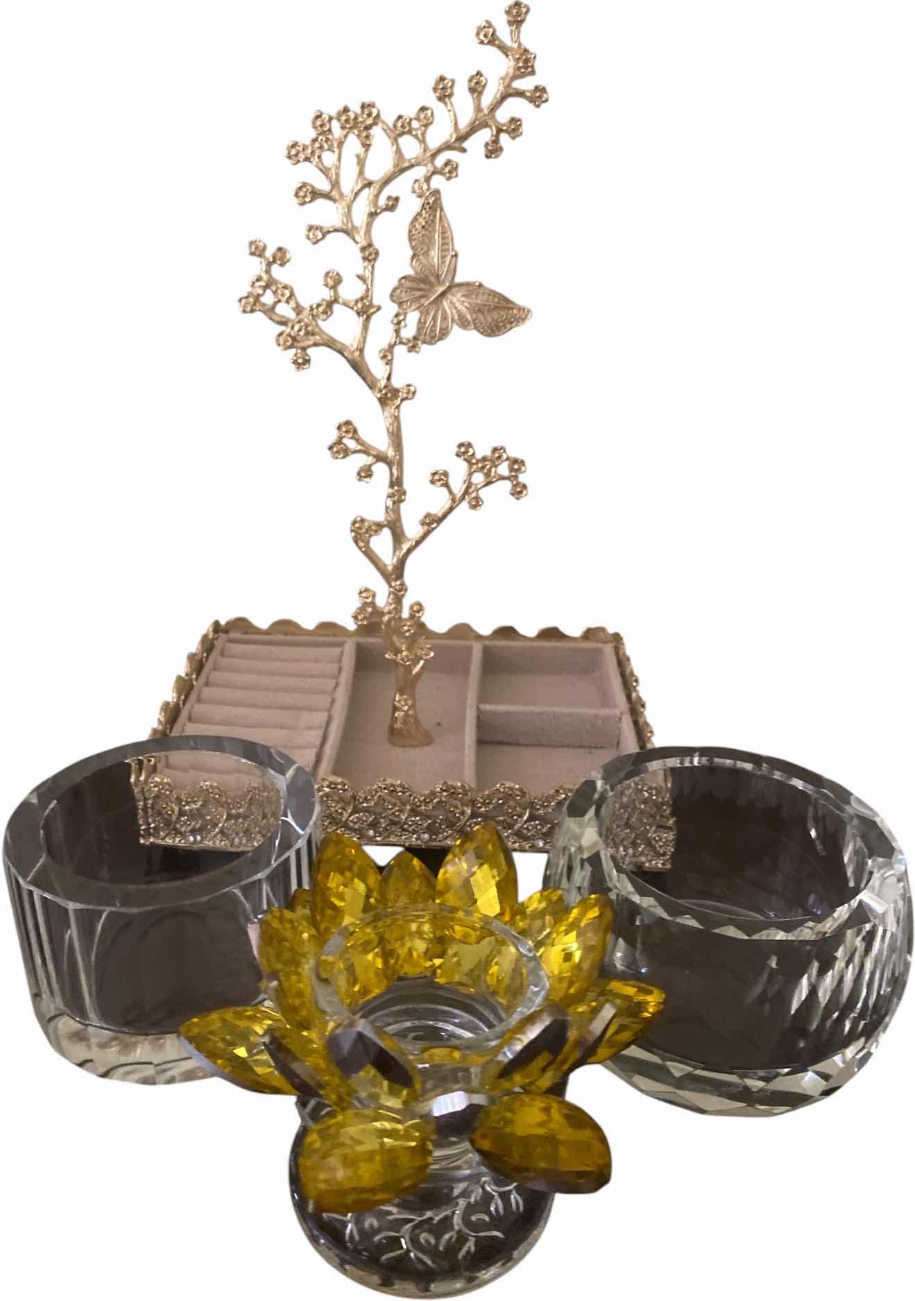 Photo 1 of 3-CRYSTAL HOME DECOR IN ONE JEWELRY TREE