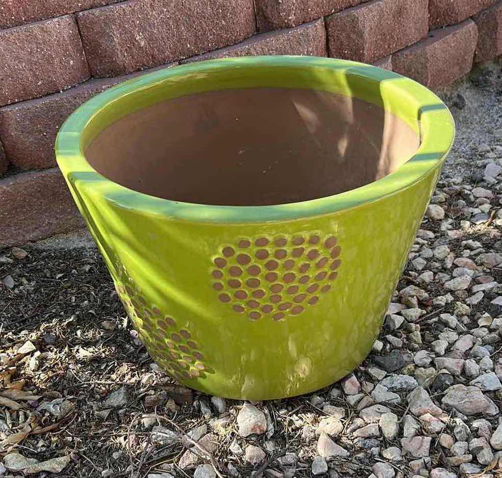 Photo 1 of LIME-GREEN CERAMIC PLANTER H12”