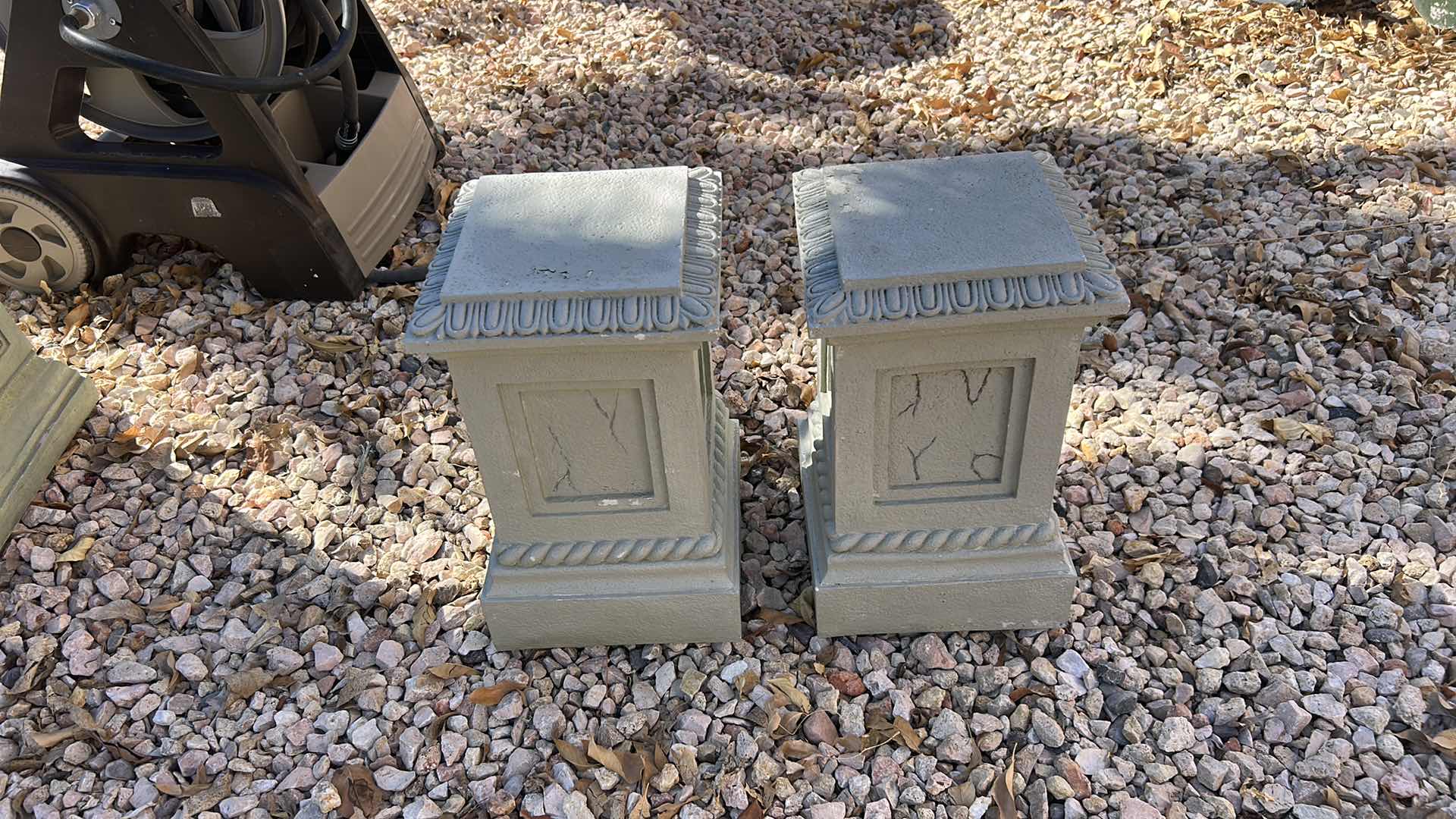 Photo 1 of 2 OUTDOOR GARDEN STATUES CLASSIC PEDESTAL