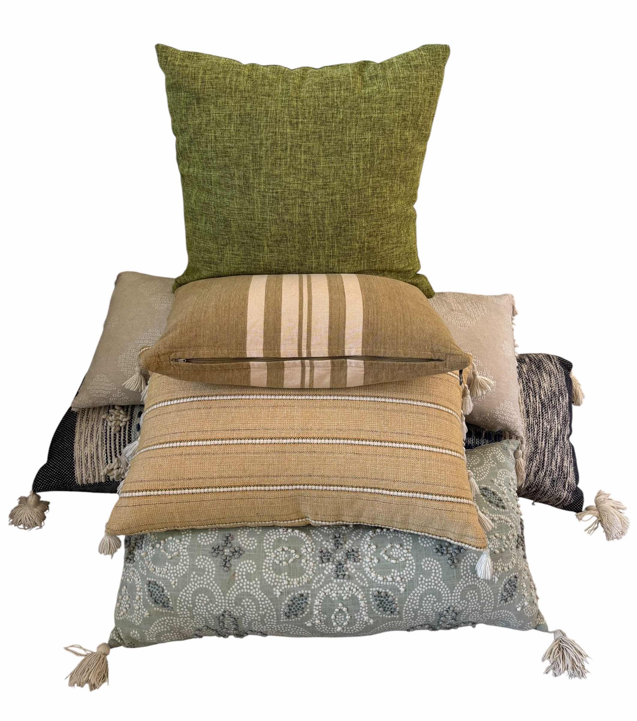 Photo 1 of DECORATIVE PILLOWS (6), LONGEST 42”