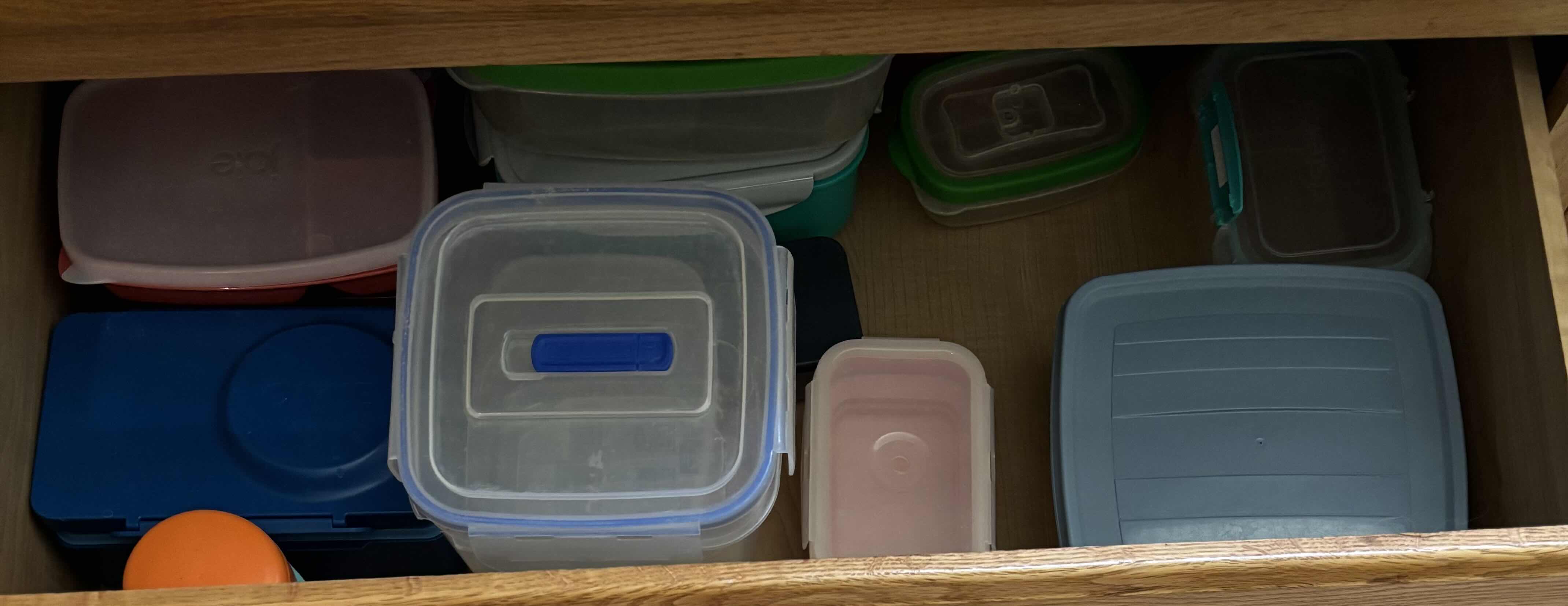 Photo 1 of CONTENTS OF KITCHEN DRAWERS (3)