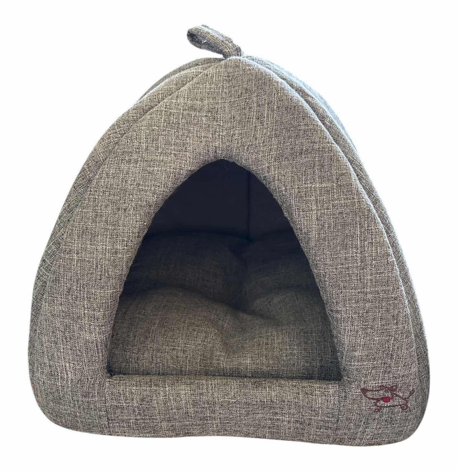 View 3 of (2)PCS STURDI PRODUCTS SOFT-SIDED PET CARRIER AND ENCLOSED PET BED 21”X13.5”H12”