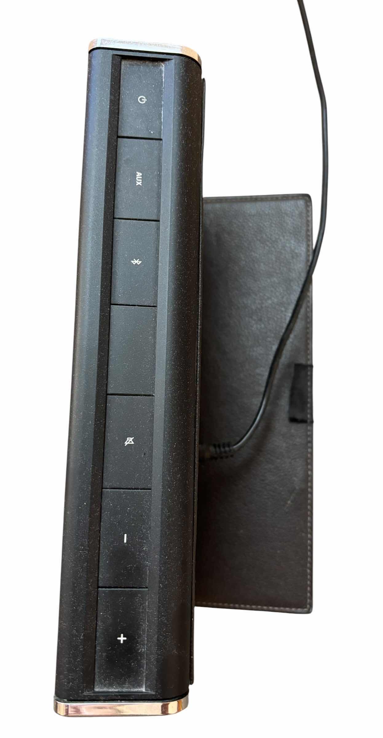 Photo 1 of BOSE SOUNDLINK WIRELESS MOBILE SPEAKER