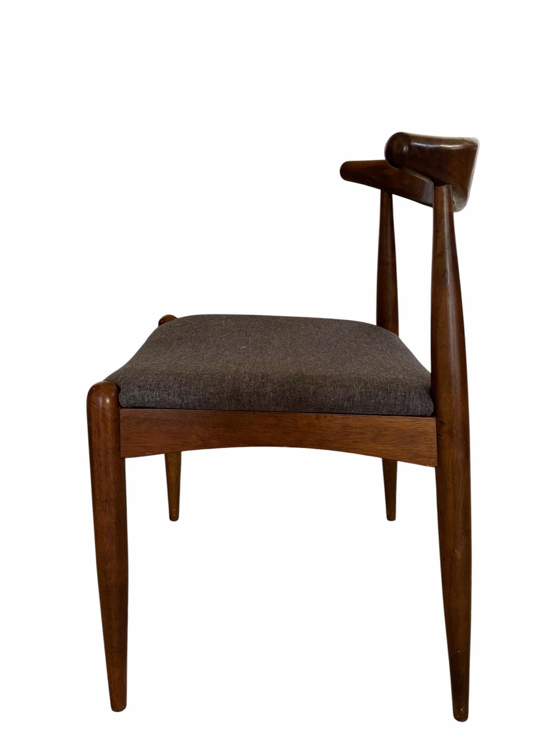 Photo 1 of WOOD DINING CHAIRS (2) H29” $290