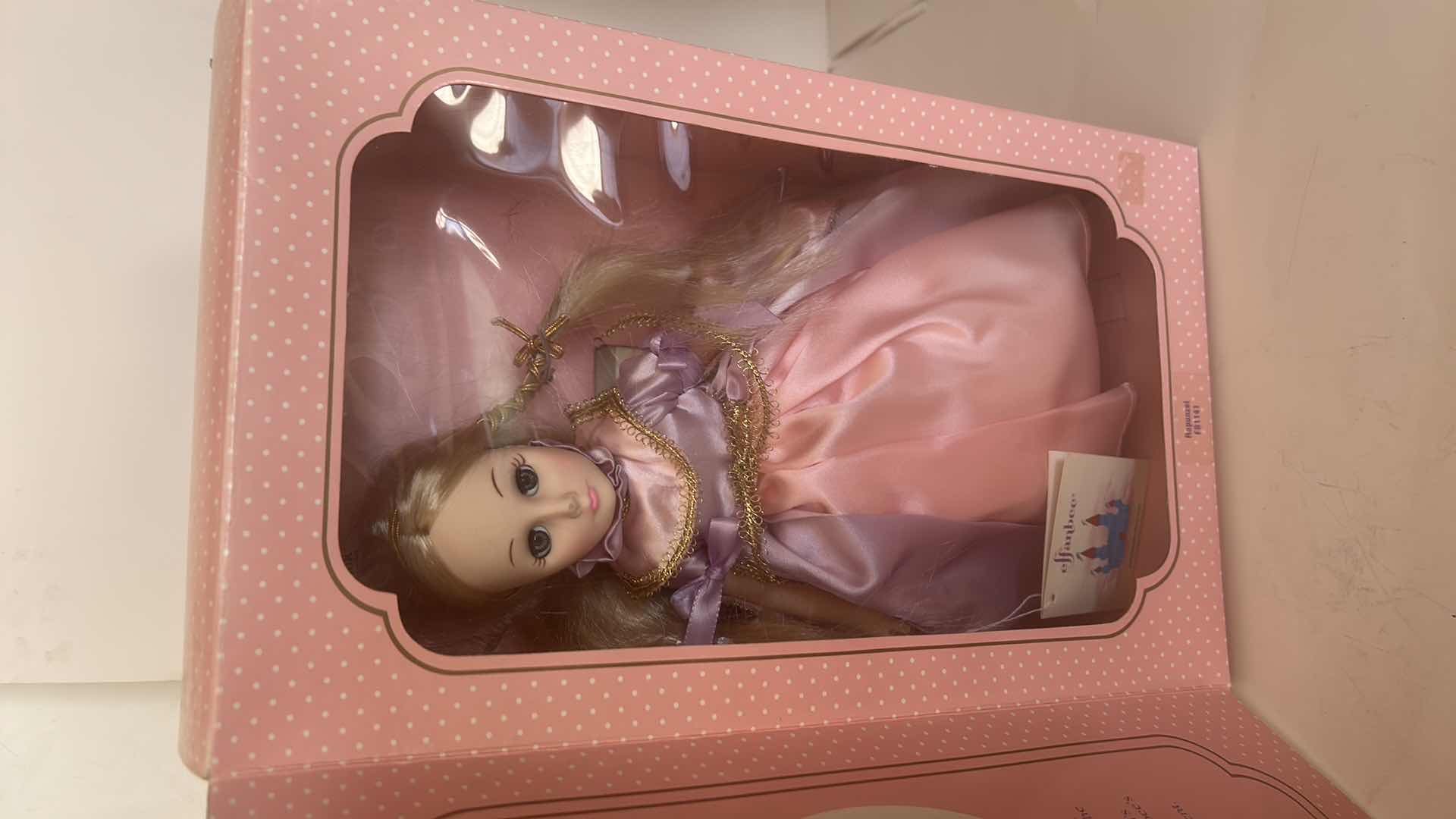 Photo 1 of NIB - VINTAGE 1988 EFFANBEE "RAPUNZEL" DOLL FROM THE COLLECTIBLE STORYBOOK COLLECTION