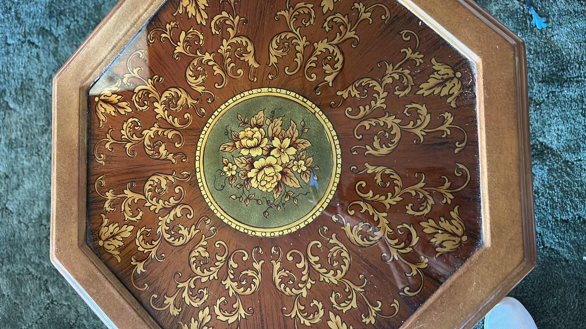 Photo 1 of KAI LEE ART & FURNITURE FACTORY VINTAGE OCTAGONAL PEDESTAL ACCENT TABLE 20“ x H25“. $350