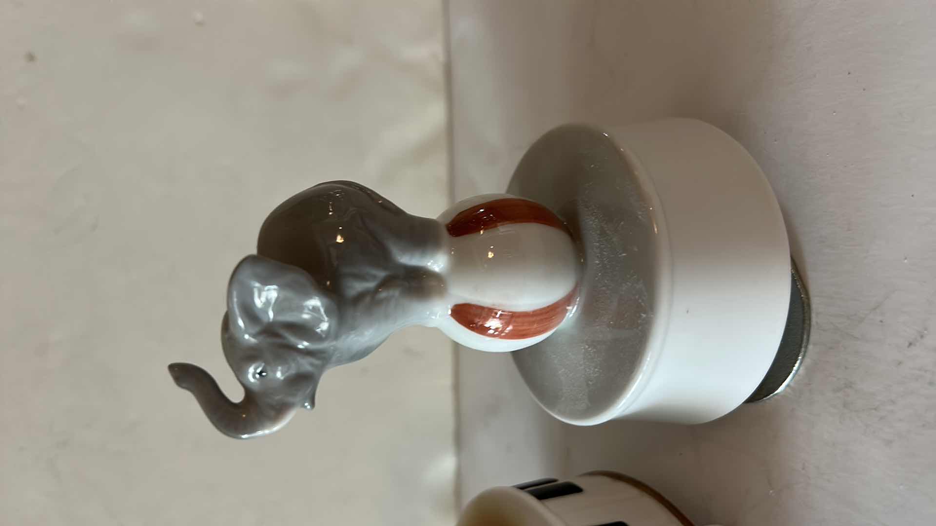 Photo 1 of 2 - ELEPHANT MUSIC BOXES (TALLEST H8.25”)