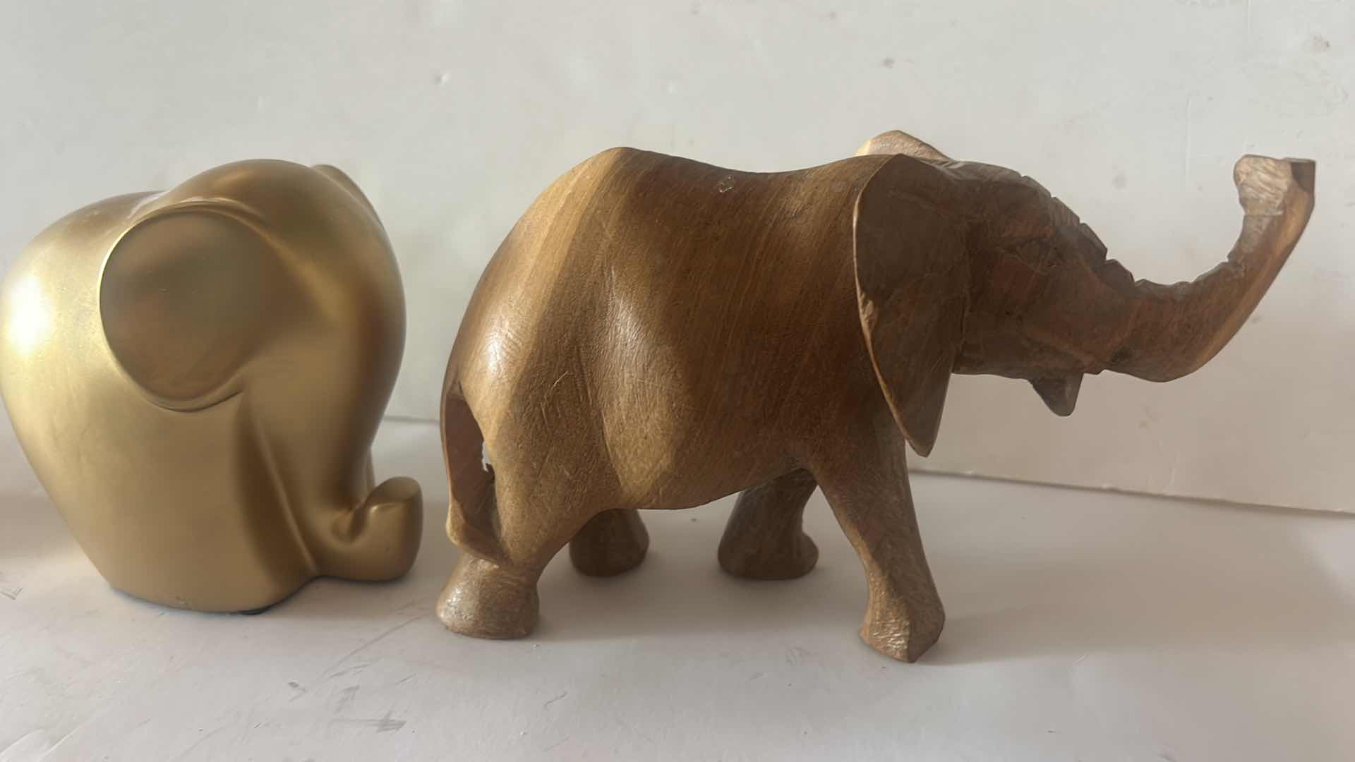 Photo 1 of 5 - ELEPHANT FIGURINES ( TALLEST 4”)