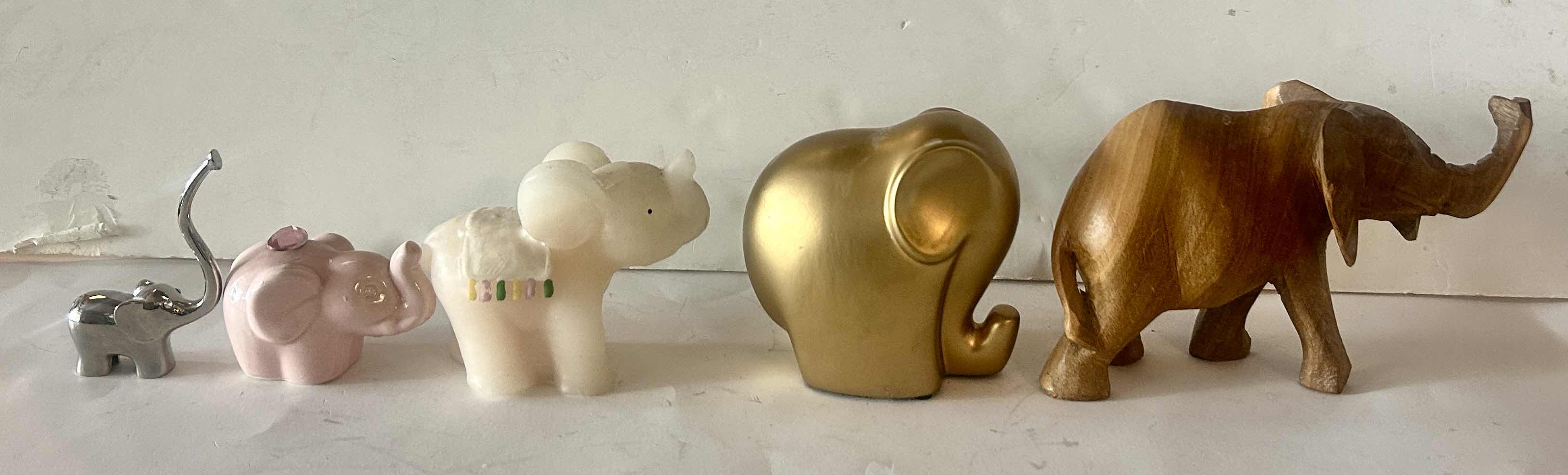 Photo 1 of 5 - ELEPHANT FIGURINES ( TALLEST 4”)
