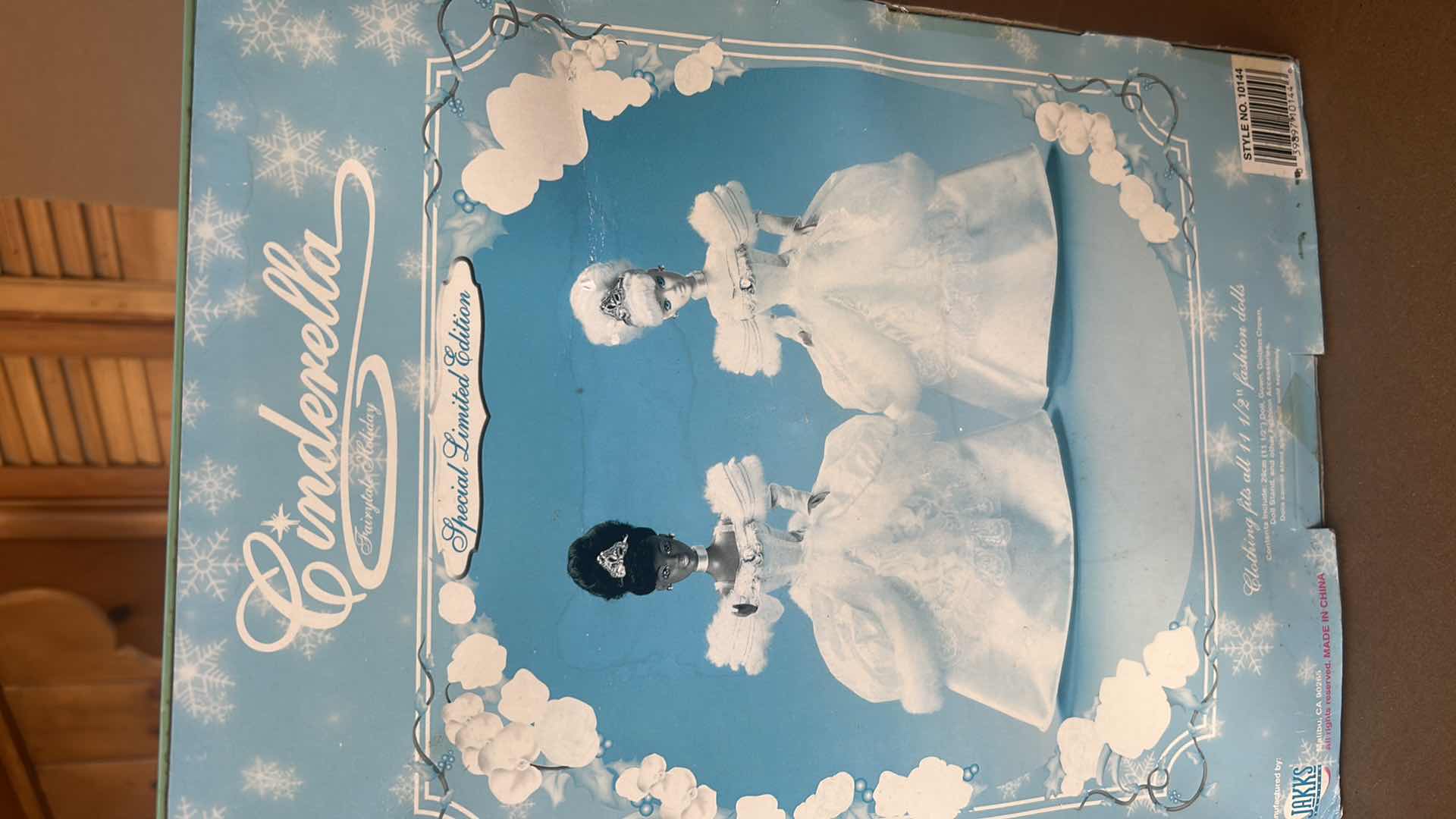 Photo 1 of JAKKS SPECIAL LIMITED EDITION "CINDERELLA" DOLL H11.5